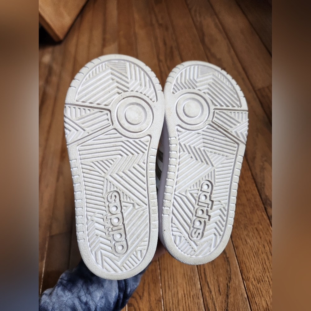 Adidas Girl Shoes - Picture 3 of 5